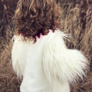 “Fluffy Grizzly” sweater by Nikolia.